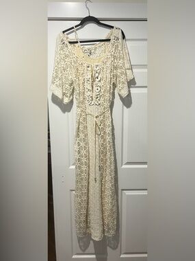 Vintage Meghan LA Cream Crochet Maxi Dress with Belt